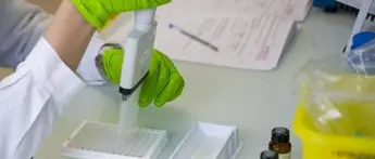 Covid, scoperte 7 nuove varianti negli Usa: lo studio