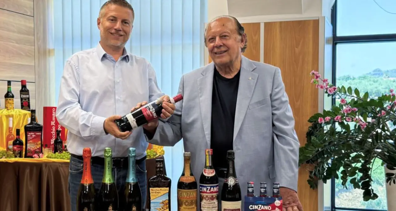 Il Gruppo Caffo acquisisce Cinzano: storico accordo dal valore di 100 milioni di euro