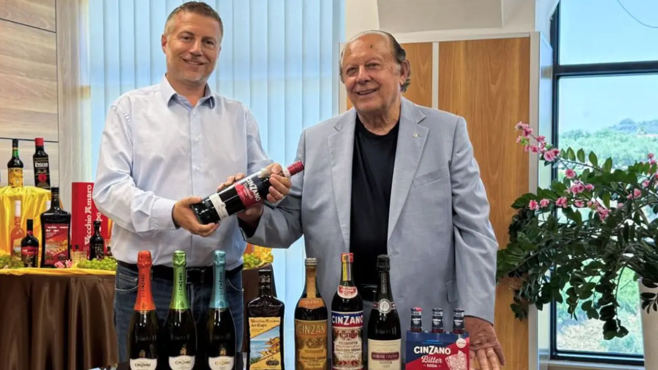 Il Gruppo Caffo acquisisce Cinzano: storico accordo dal valore di 100 milioni di euro