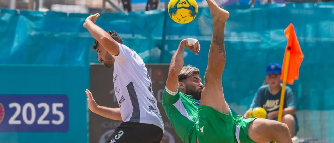 Beach Soccer, parte il campionato calabrese: quattro squadre lotteranno sulla spiaggia di Gizzeria\n