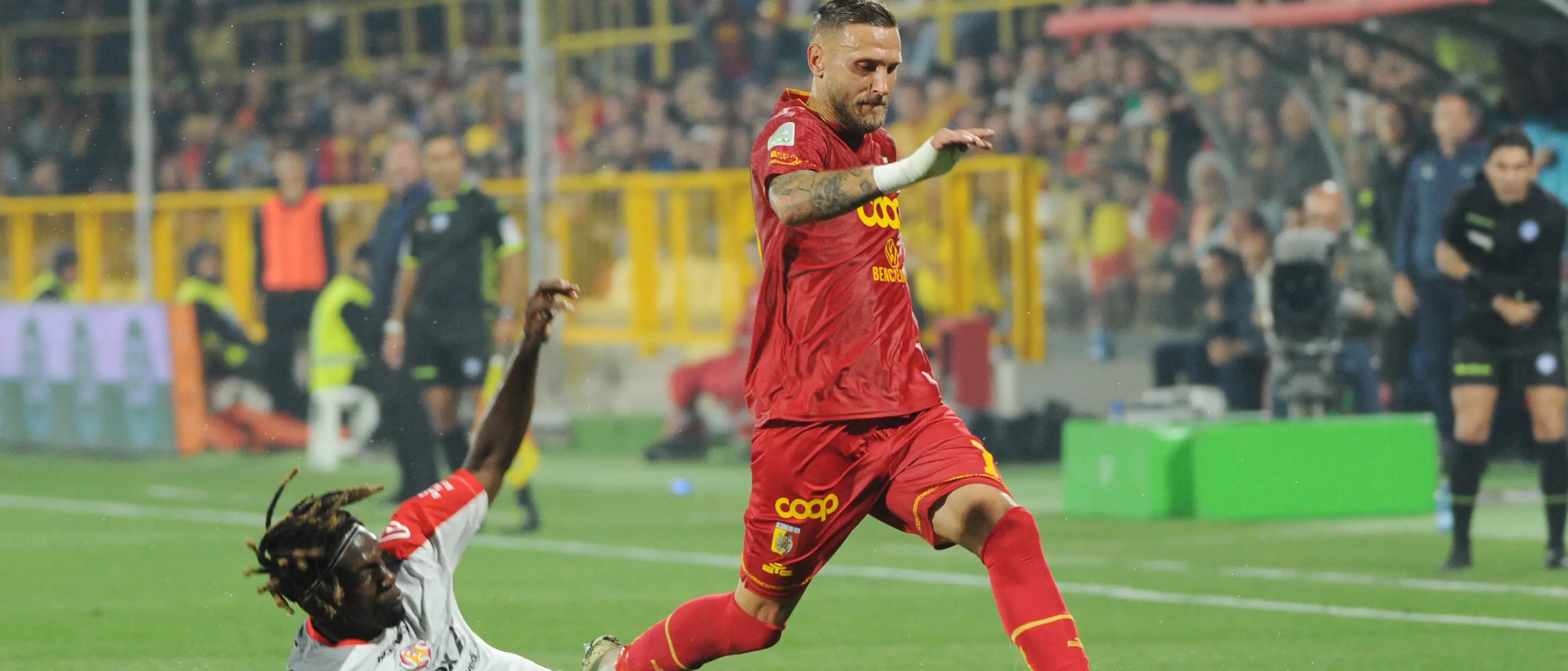 Catanzaro:\u00A0Scognamillo nel mirino del Bari, Biasci piace al Pescara di Vivarini. Il punto sul mercato giallorosso\n