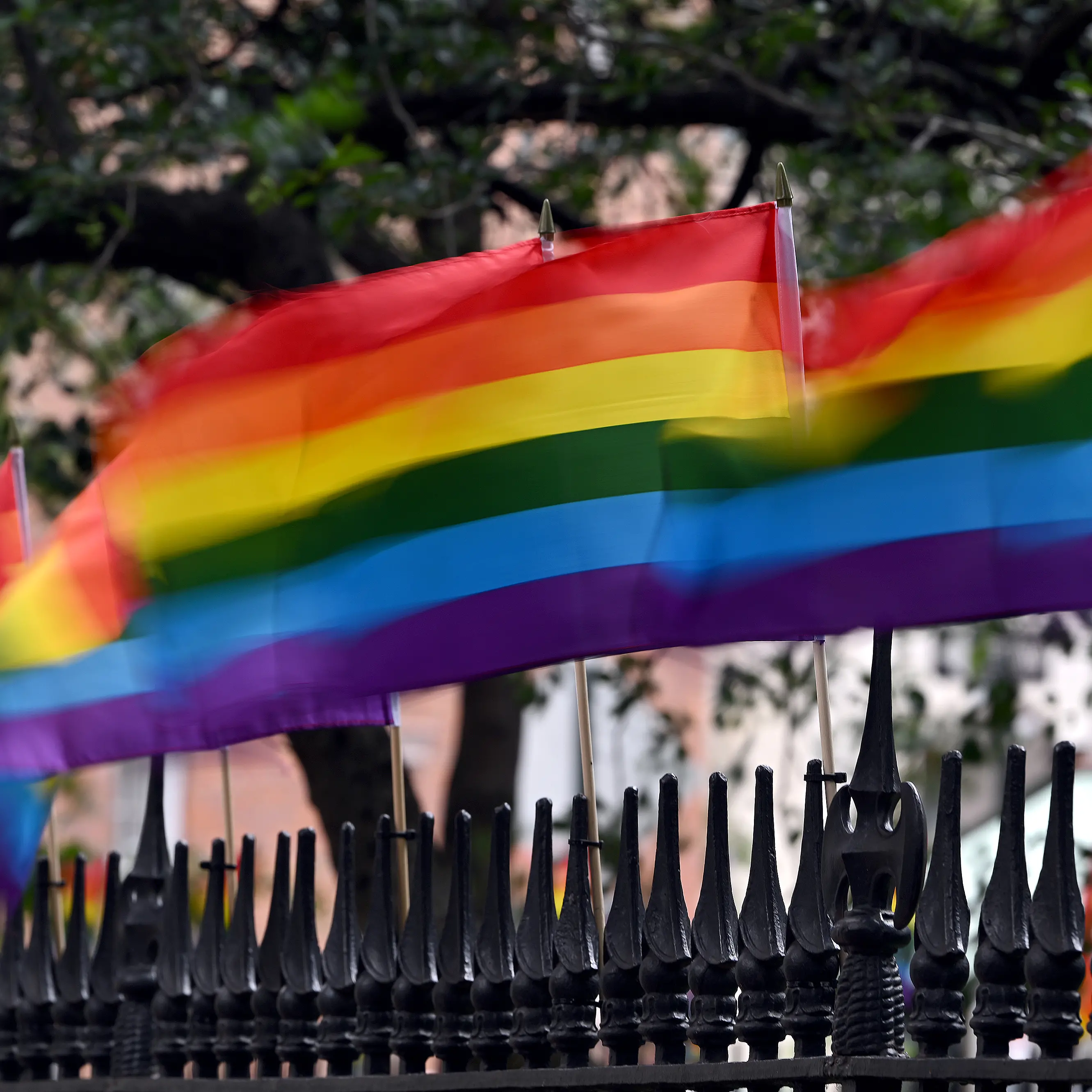 Orban avvisa il Pride di Budapest: «Viola la legge». Ma 35mila saranno in piazza per i diritti e la libertà
