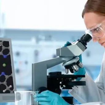 Tumori, oltre 10 milioni di morti l’anno ma quasi la metà si può evitare: fumo, virus e obesità i principali responsabili\n