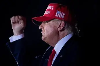 Ius soli, la Corte Suprema Usa limita i poteri dei tribunali sugli ordini di Trump. E lui esulta: «Vittoria enorme»\n