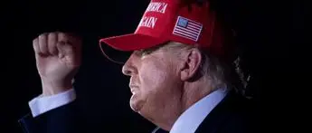 Ius soli, la Corte Suprema Usa limita i poteri dei tribunali sugli ordini di Trump. E lui esulta: «Vittoria enorme»\n