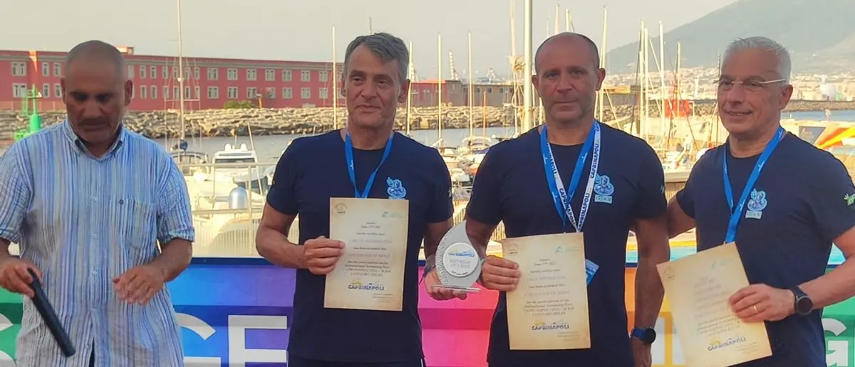 La Calabria conquista la Capri-Napoli: raffica di titoli open nella più antica maratona in acque libere\n