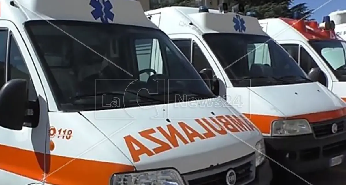 Scontro moto-camion a Corigliano Rossano: muore nell’incidente un 17enne