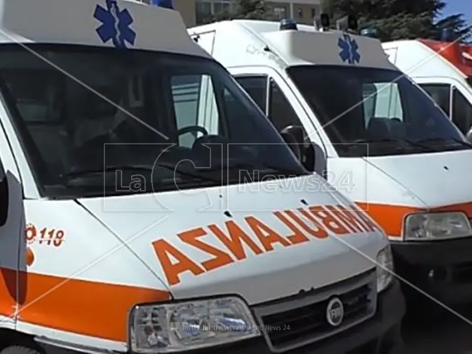 Scontro moto-camion a Corigliano Rossano: muore nell’incidente un 17enne