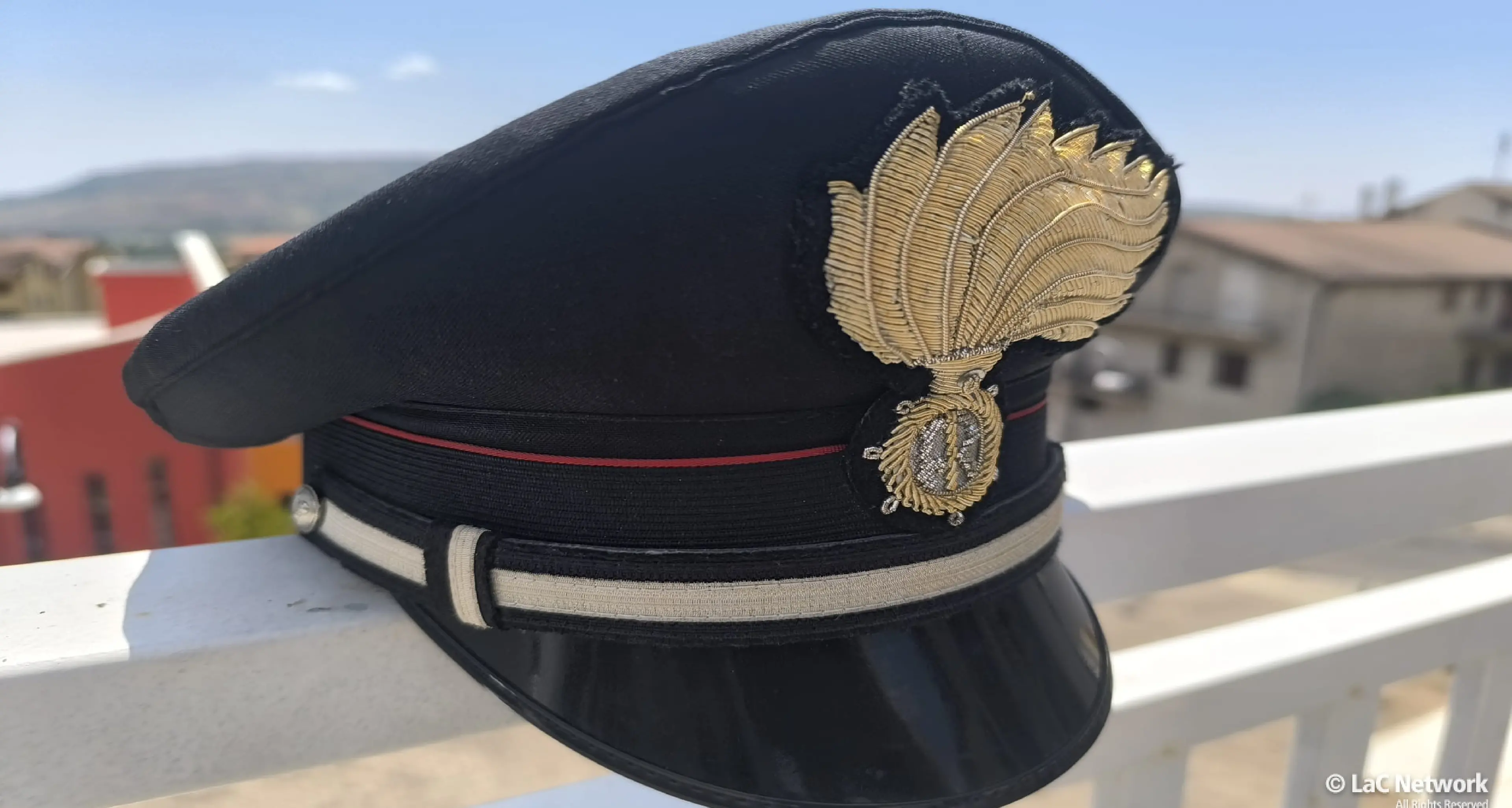 Carabinieri eroi a Mormanno, soccorrono un’anziana rimasta coinvolta in un incendio all’interno della propria casa\n