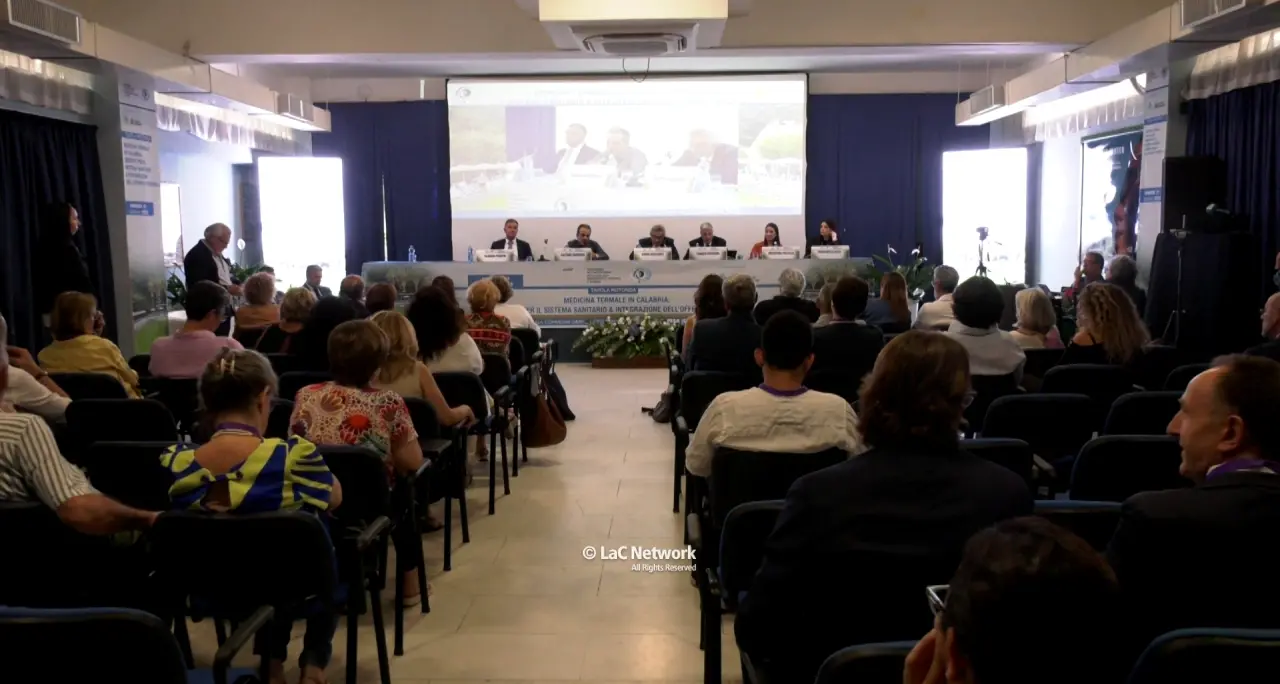 Acquappesa, i benefici della medicina termale in convegno. Adduci: «Crediamo nella medicina rigenerativa»\n