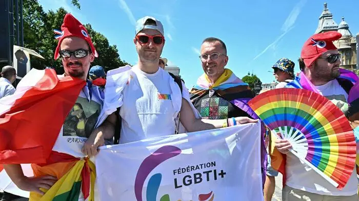 <p>Pride di Budapest (Ansa)&nbsp;</p>\\n , AFP
