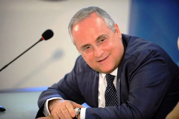 Il gol \"Artistico\" di Lotito rinviato a lunedì (nel frattempo cresce il primato in classifica...)\n