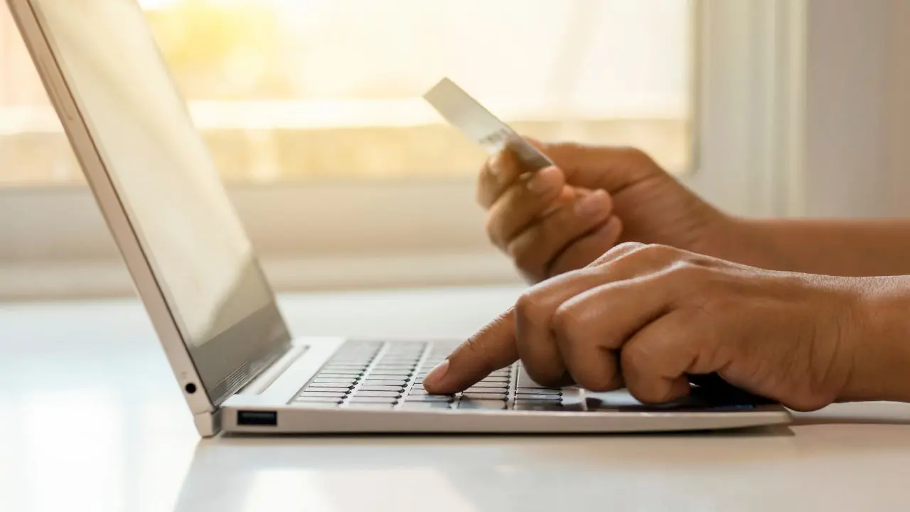 Identità digitale a rischio: ecco come la truffa del doppio Spid colpisce pensionati e dipendenti pubblici\n