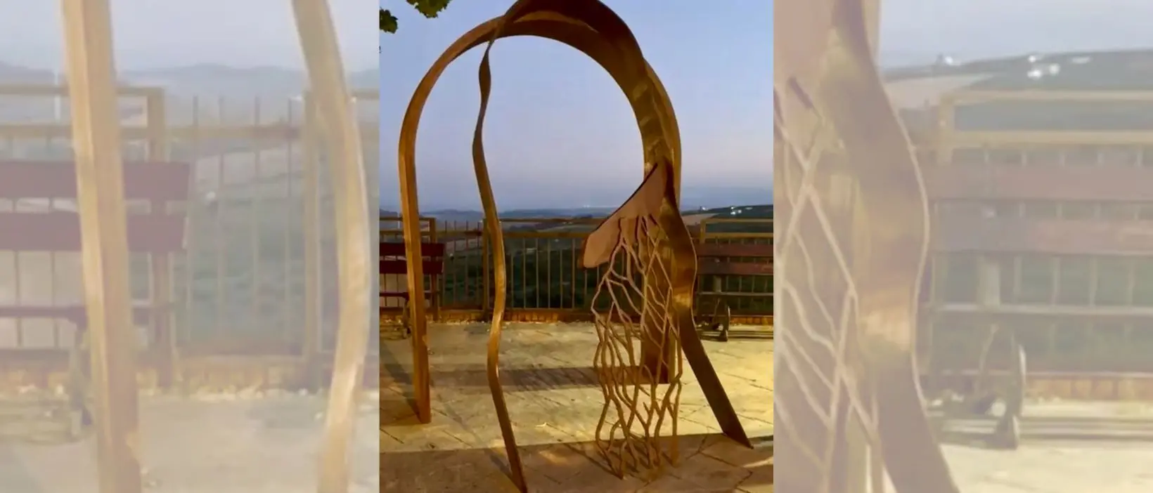 Simeri Crichi scelta per il progetto nazionale “Una boccata d’arte”: in piazza l’opera della\u00A0spagnola Anna Ill\n