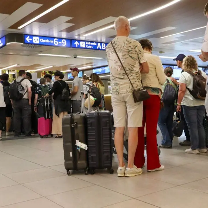 Guasto radar nel nord-ovest, indagine sulle cause che hanno bloccato il traffico aereo\n