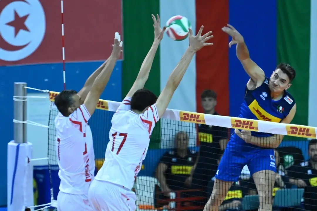 <p>Il precedente match di Camigliatello tra Italia e Tunisia (foto Fipav-Rosito)</p>\\n