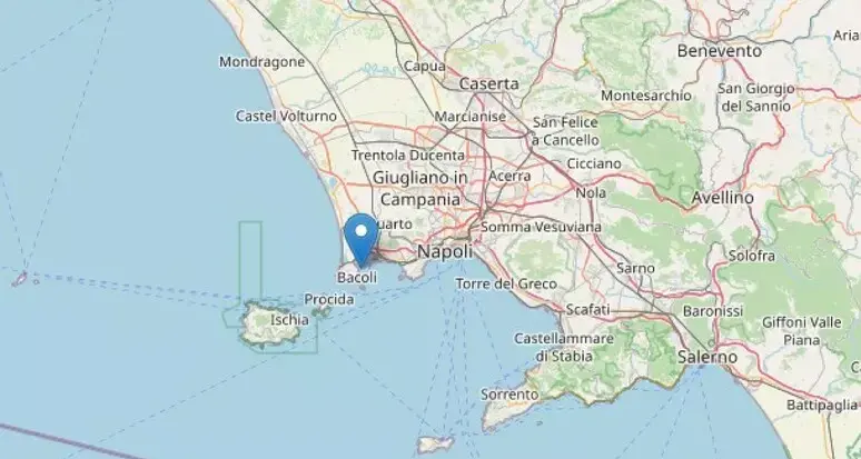 Scossa di terremoto a Napoli, magnitudo 4.6: la più forte degli ultimi 40 anni\n