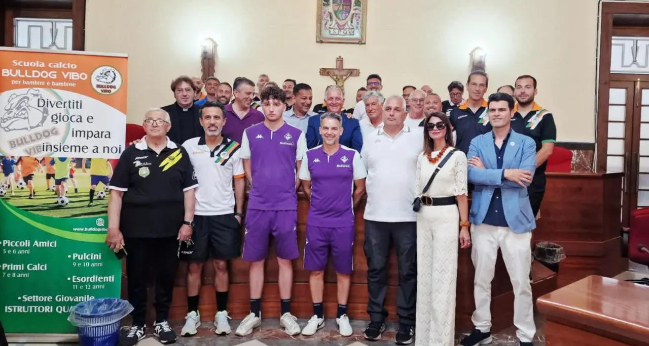 Bulldog Vibo, ufficiale l'affiliazione con la Fiorentina. Ippolito: «Siamo stati scelti e questo ci inorgoglisce»\n