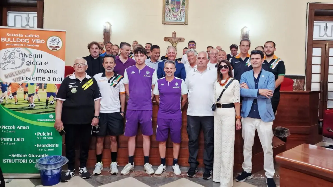 Bulldog Vibo, ufficiale l'affiliazione con la Fiorentina. Ippolito: «Siamo stati scelti e questo ci inorgoglisce»\n