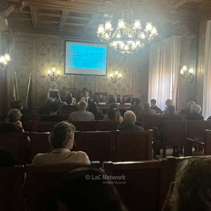 Reggio cresce meno della Calabria e dell’Italia: il terziario vale l’85% dell’economia, industria (quasi) inesistente\n