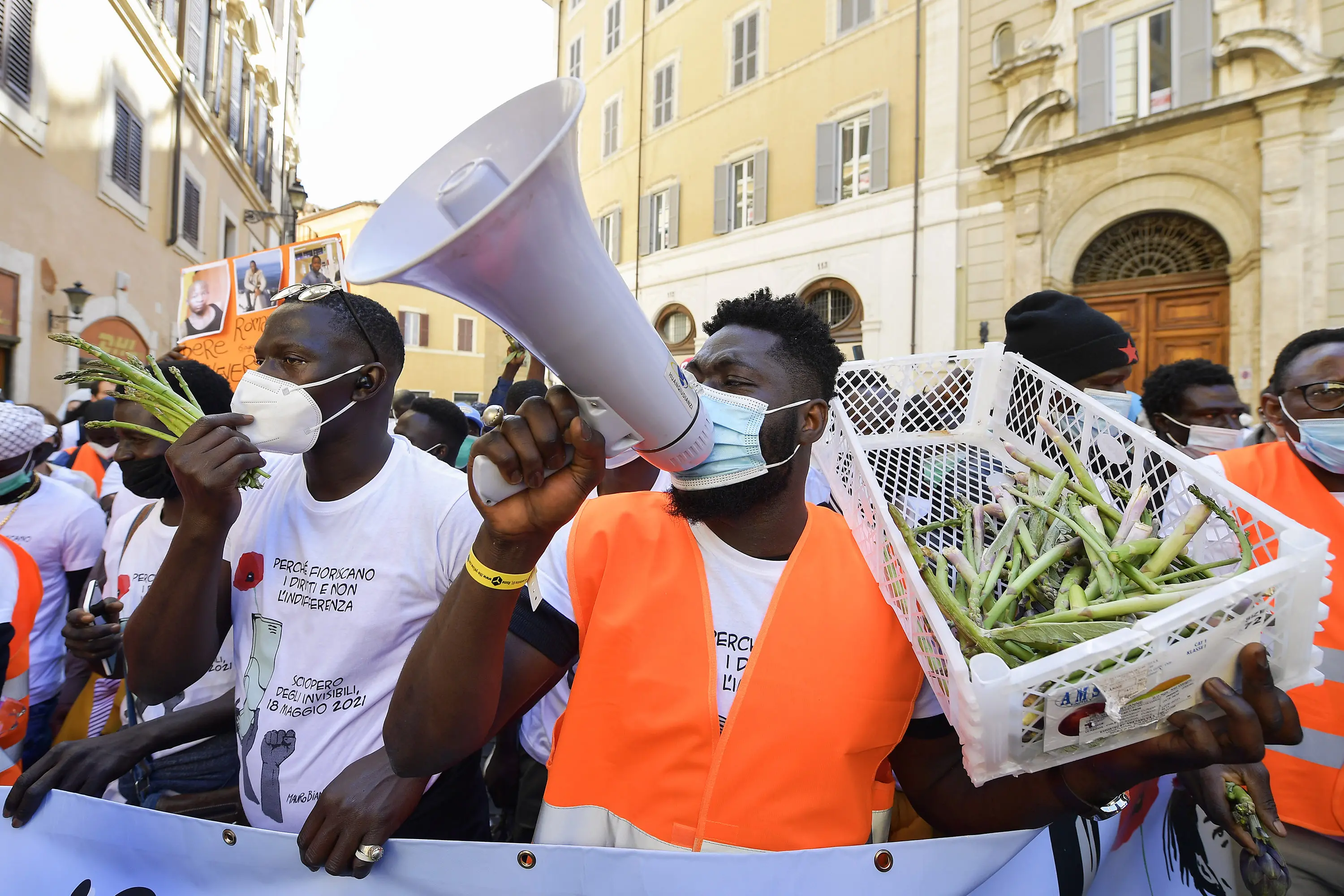 Approvato il nuovo decreto flussi: 500mila ingressi regolari in tre anni, ma le imprese chiedevano il triplo