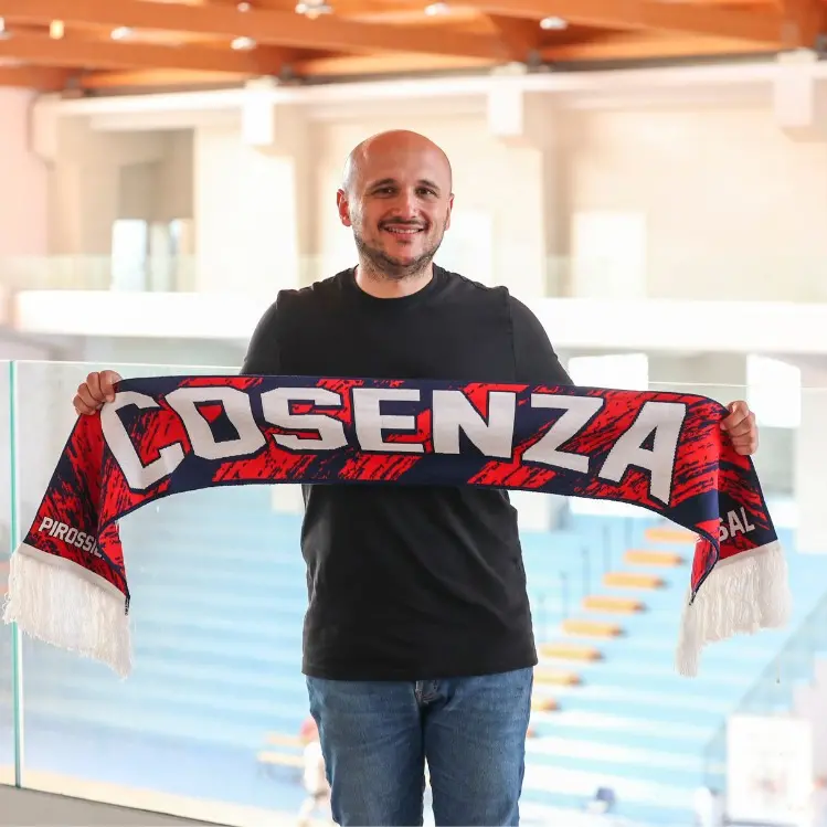 La Pirossigeno Cosenza riparte da Alfredo Paniccia: è lui il nuovo tecnico dei rossoblù\n