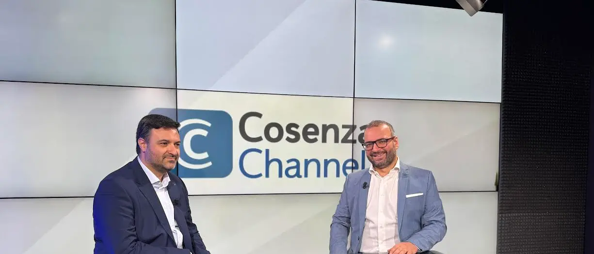 Pd Cosenza, il neo segretario Lettieri: «Non appartengo a correnti. Ripartiremo dai circoli per sfidare il centrodestra»\n