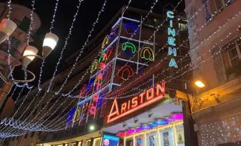 Addio Sanremo? La Rai rompe con la città dei fiori: il Festival diventa itinerante dal 2027\n