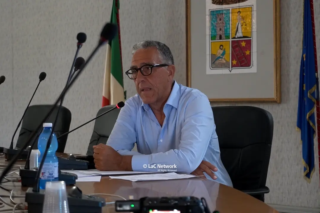 <p>Un momento dell&#39;incontro in Comune con la stampa</p>\\n