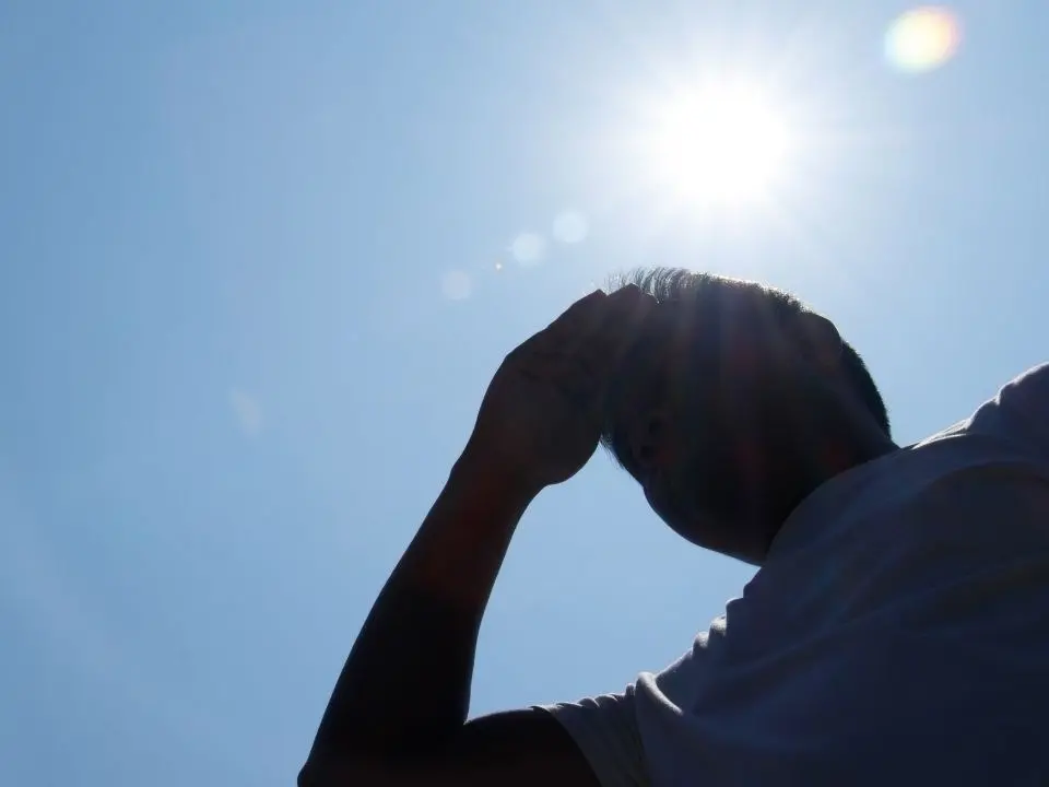 Caldo record in Calabria, tutela dei lavoratori e pronto soccorso potenziati: le misure per affrontare l’emergenza