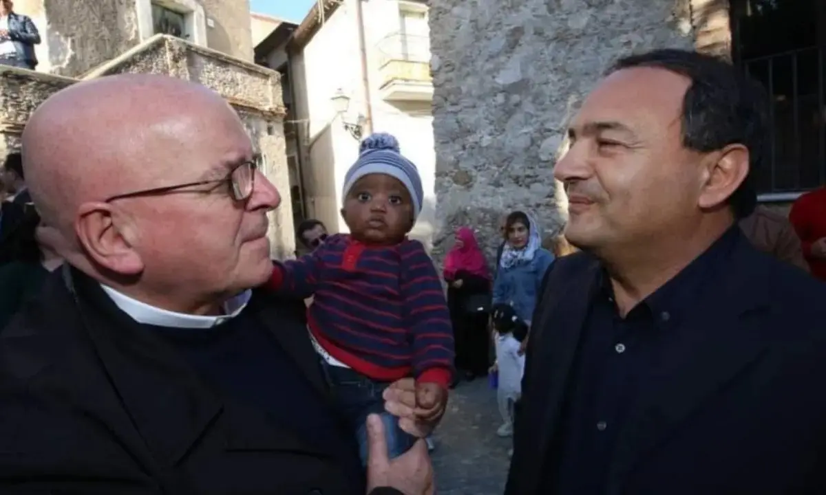 Caso Lucano, l’ex governatore Oliverio: «La decadenza da sindaco lascia increduli»\n