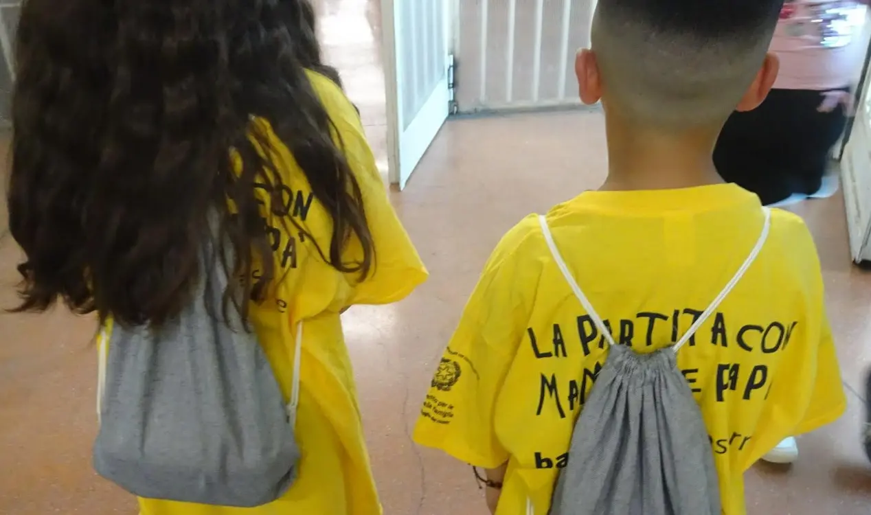 Un ponte oltre le sbarre, a Catanzaro una partita speciale coinvolge genitori detenuti e i loro figli\n