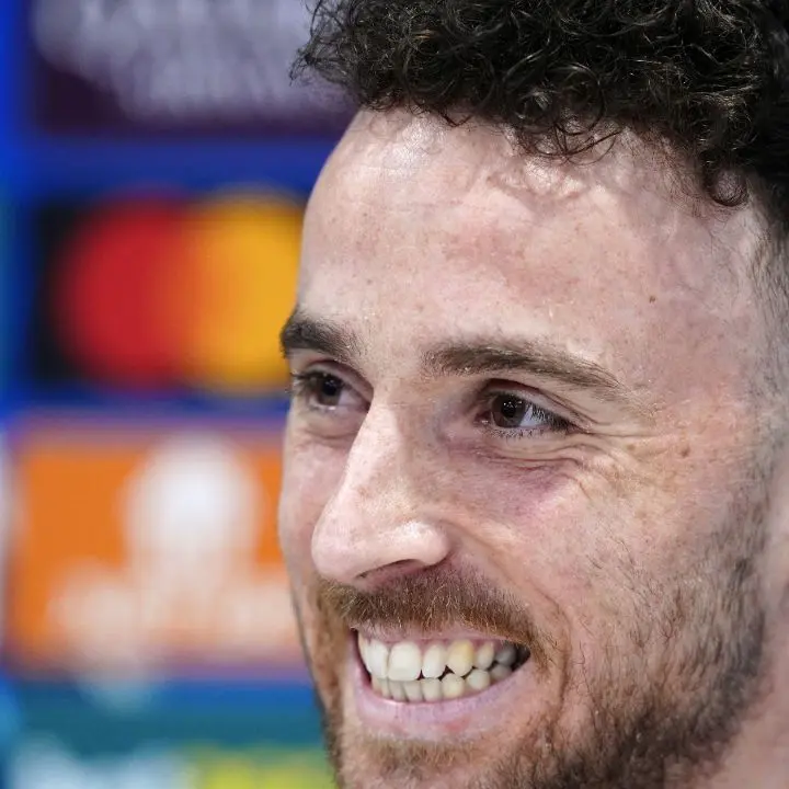 Tragedia in Spagna, l’attaccante del Liverpool Diogo Jota muore in un incidente stradale: aveva 28 anni\n