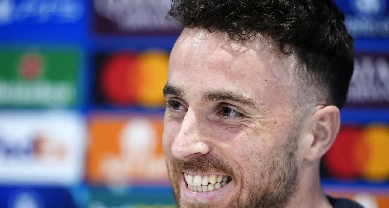 Tragedia in Spagna, l’attaccante del Liverpool Diogo Jota muore in un incidente stradale: aveva 28 anni\n