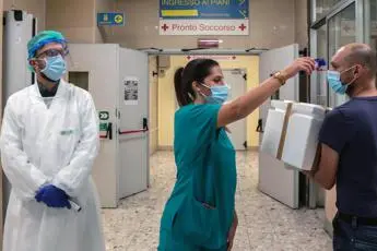 Covid Piemonte, 501 nuovi contagi e 16 morti: bollettino