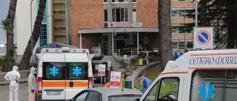 Covid Campania, 1.202 nuovi contagi e 21 morti: bollettino