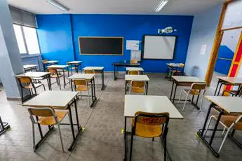 Scuola chiusa a Roma per variante covid brasiliana