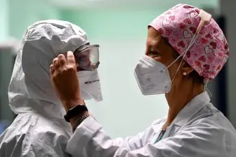 Coronavirus Puglia, 1.154 nuovi casi e 27 morti: bollettino 25 febbraio
