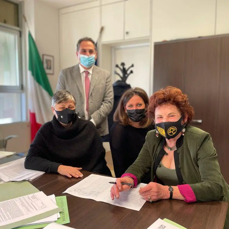 Rende, prosegue raccolta firme per legge contro propaganda fascismo e nazismo