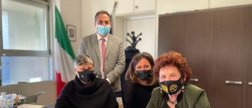 Rende, prosegue raccolta firme per legge contro propaganda fascismo e nazismo