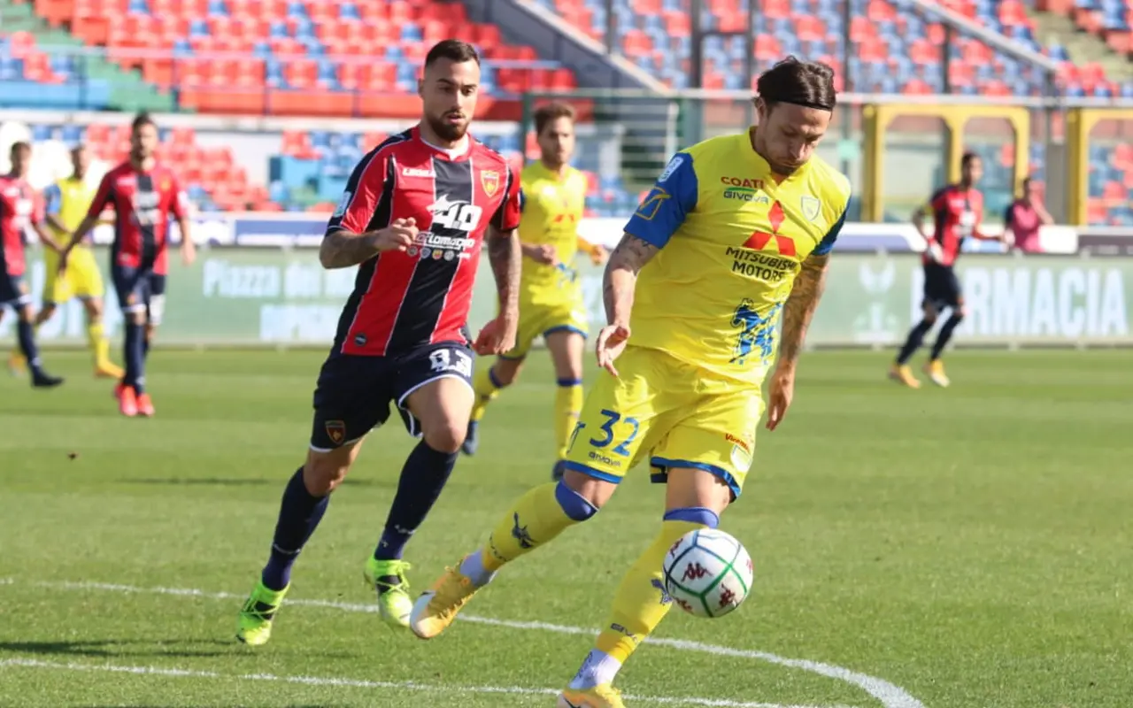 Il Coni conferma l'udienza alle 16. Chievo e Cosenza col fiato sospeso