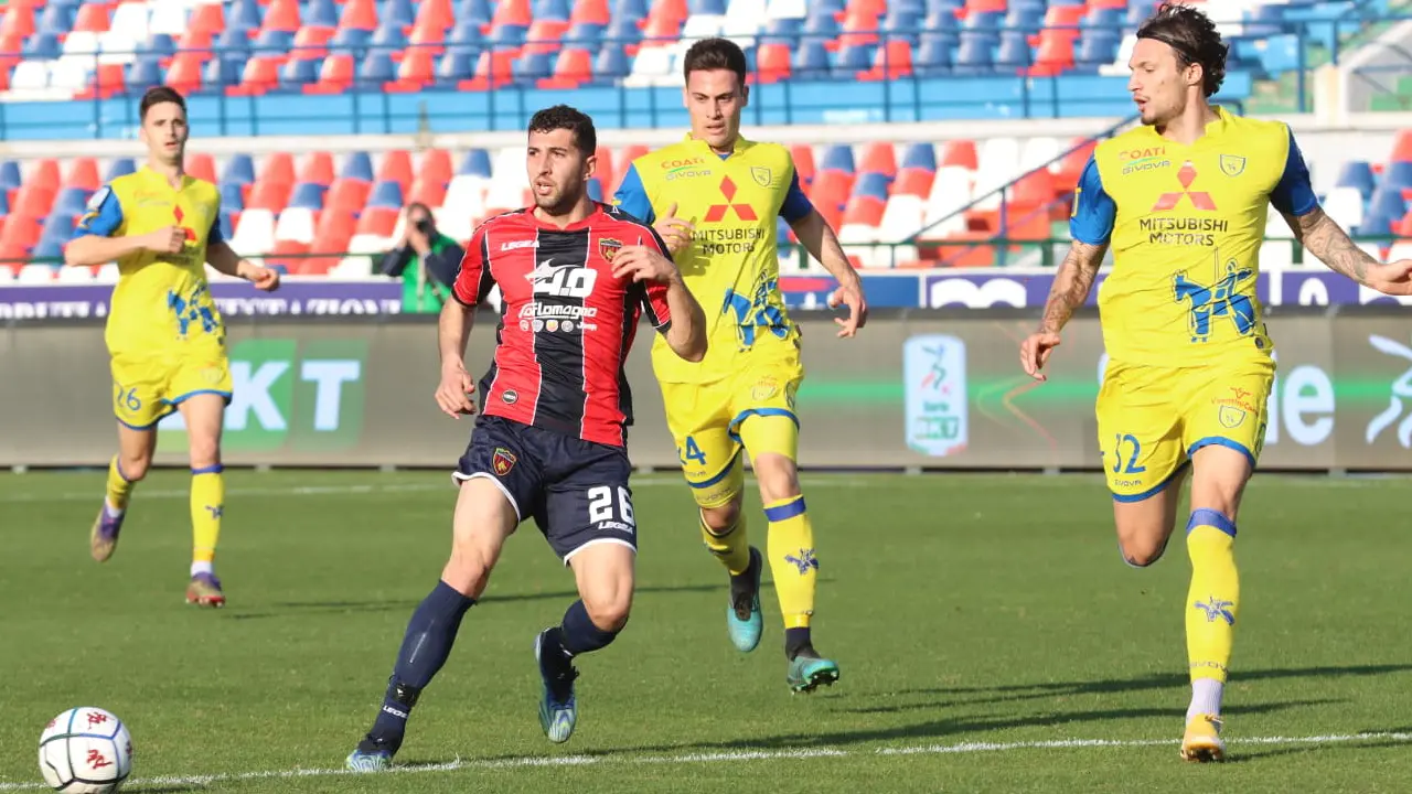 Cosenza, il Sorrento squadra in grande forma: nei rossoneri anche un ex