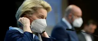 'Passaporto' covid, non solo vaccino: l'idea Ue