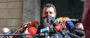 Vaccino Covid, Salvini: \"Italia si muova per suo conto o non ne usciamo\"