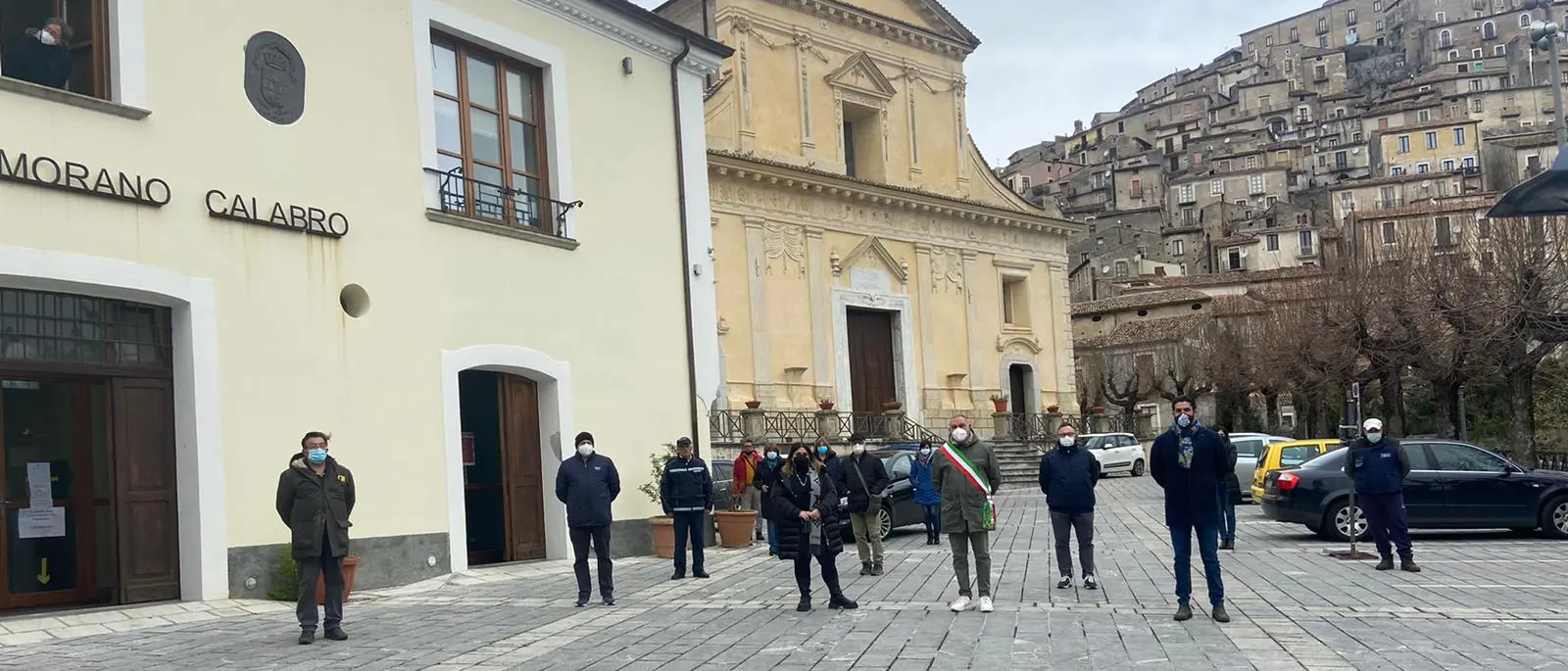 Morano Calabro, un minuto di silenzio per ricordare le vittime del Covid