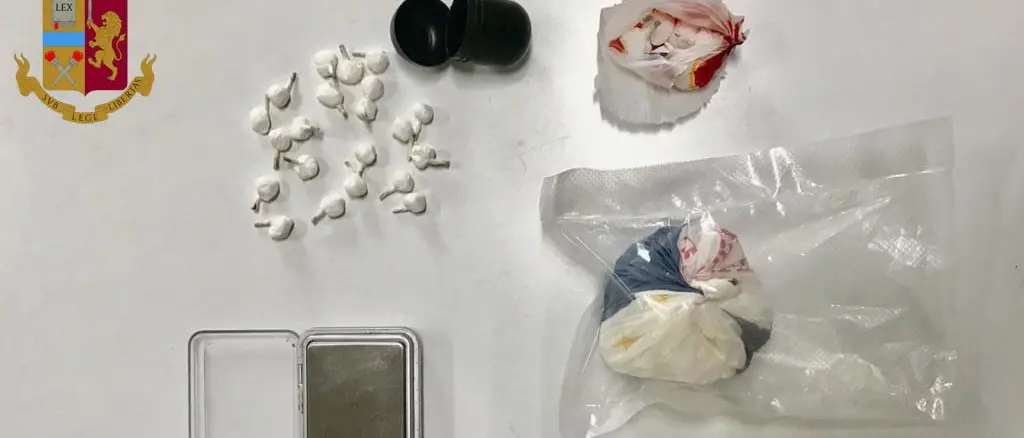 Corigliano Rossano, spaccio di droga: arrestato 28enne