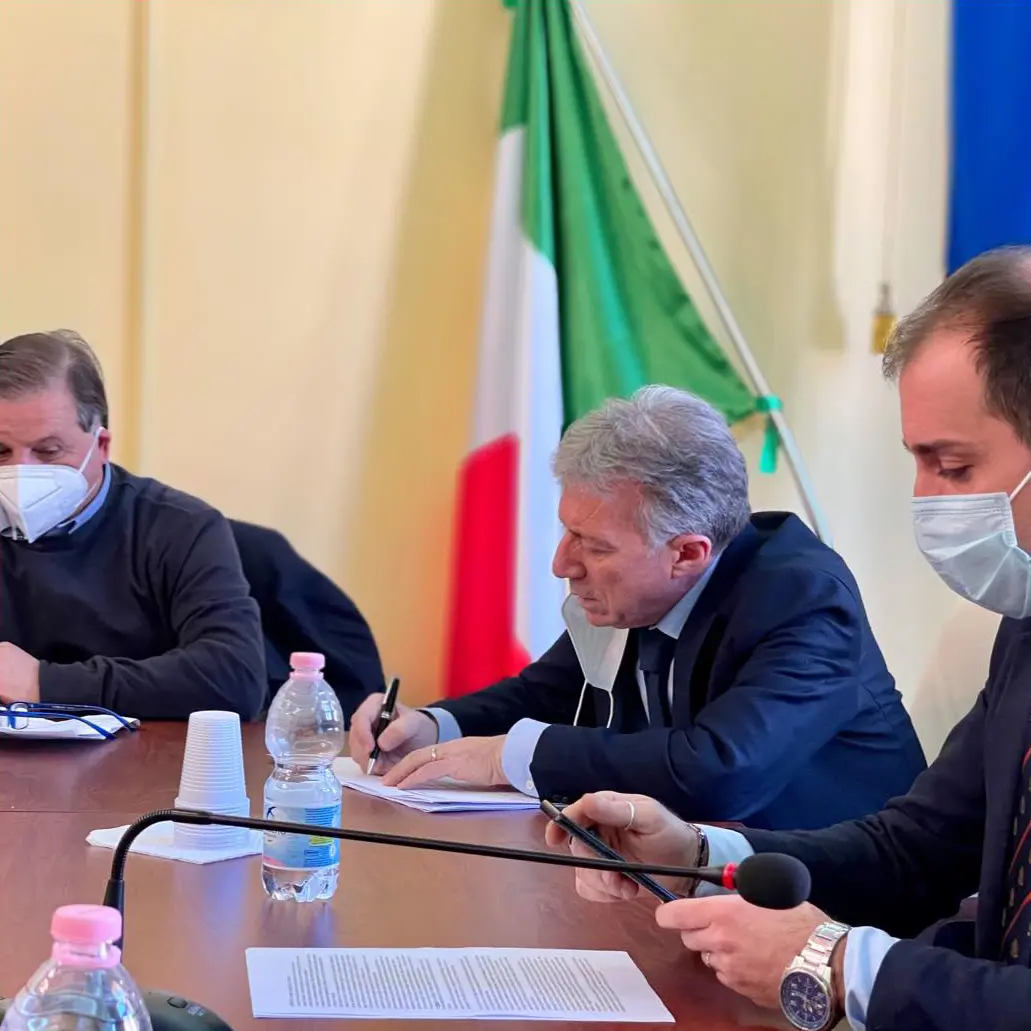 Mormanno, sopralluogo di La Regina per rilanciare l'ospedale