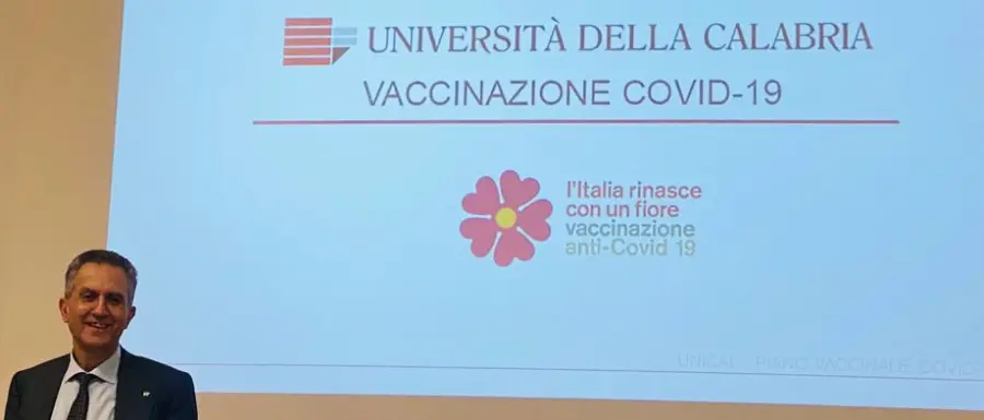 Emergenza Covid, l’Unical si offre per vaccinare docenti e personale