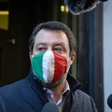 Covid, Salvini: \"Aiutare Speranza? Sto cercando vaccini\"