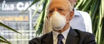 \"Campania zona rossa\", De Luca e le \"misure eccezionali\"